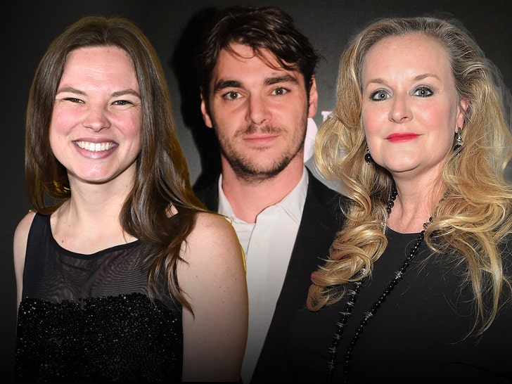 rj mitte getty 2