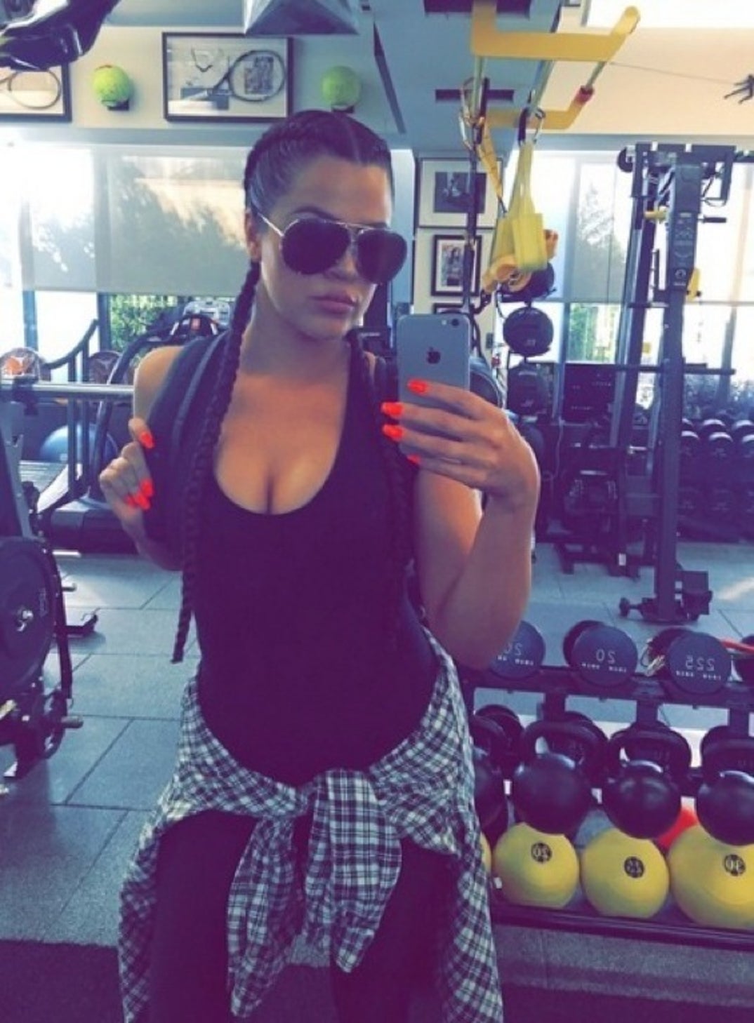 0623_khloe_kardashian_insta16