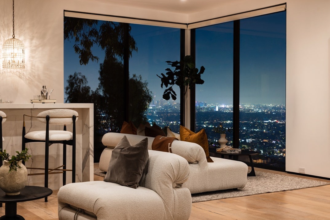 Lea Black Sells Fabulous L.A. Home 8