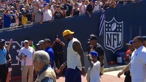 LeBron James -- Heckled at Rams Game ... 'Kobe! Kobe! Kobe!' (VIDEO + PHOTO GALLERY)