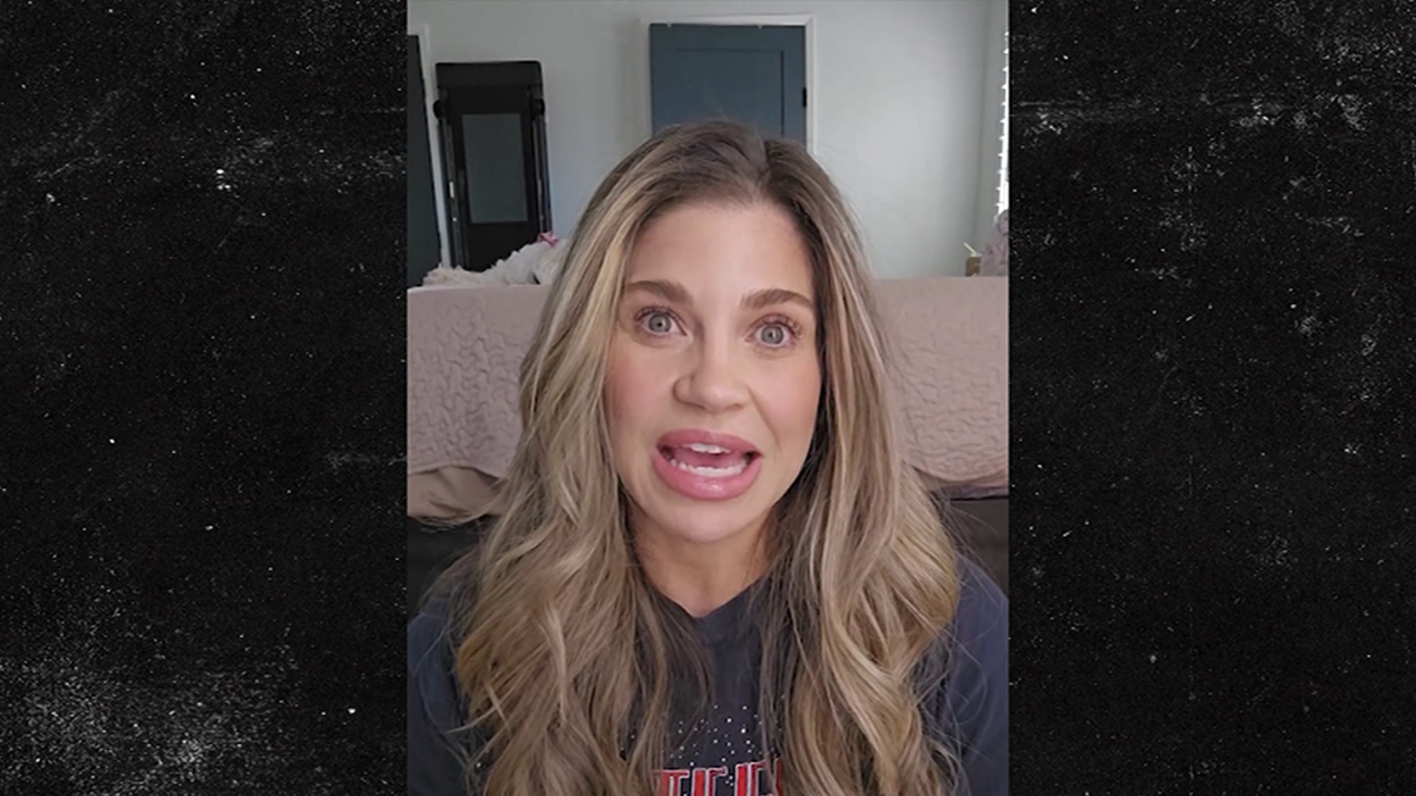 ‘Boy Meets World’ Danielle Fishel Thankful For Support Amid Cancer Battle