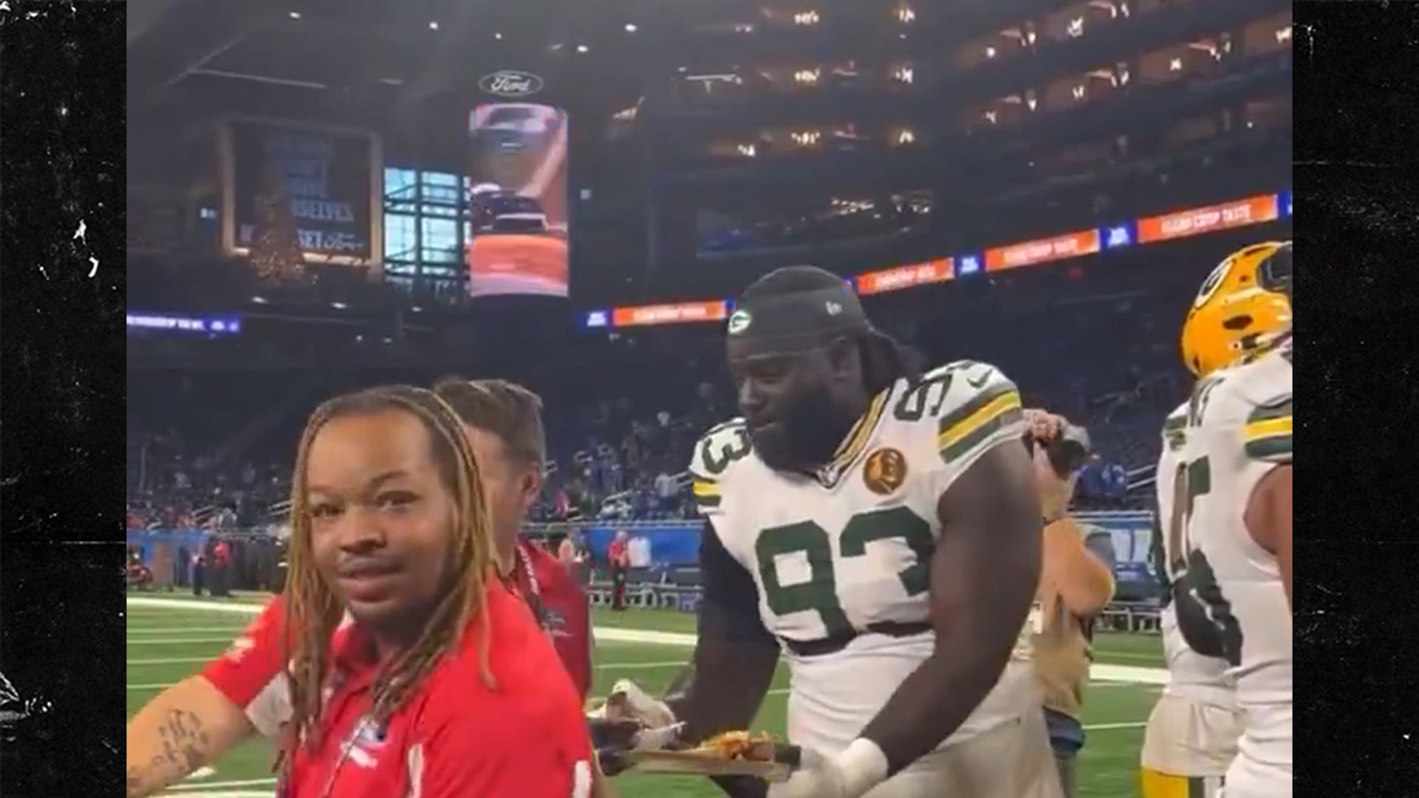 Security Guard Not Fired For Eating Packers Player's Food At Thanksgiving Game