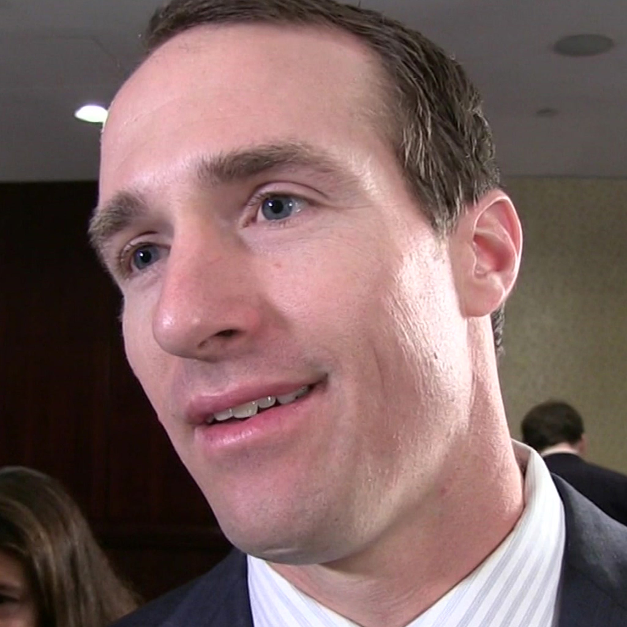 VIDEO: Drew Brees announces $5 million donation to create