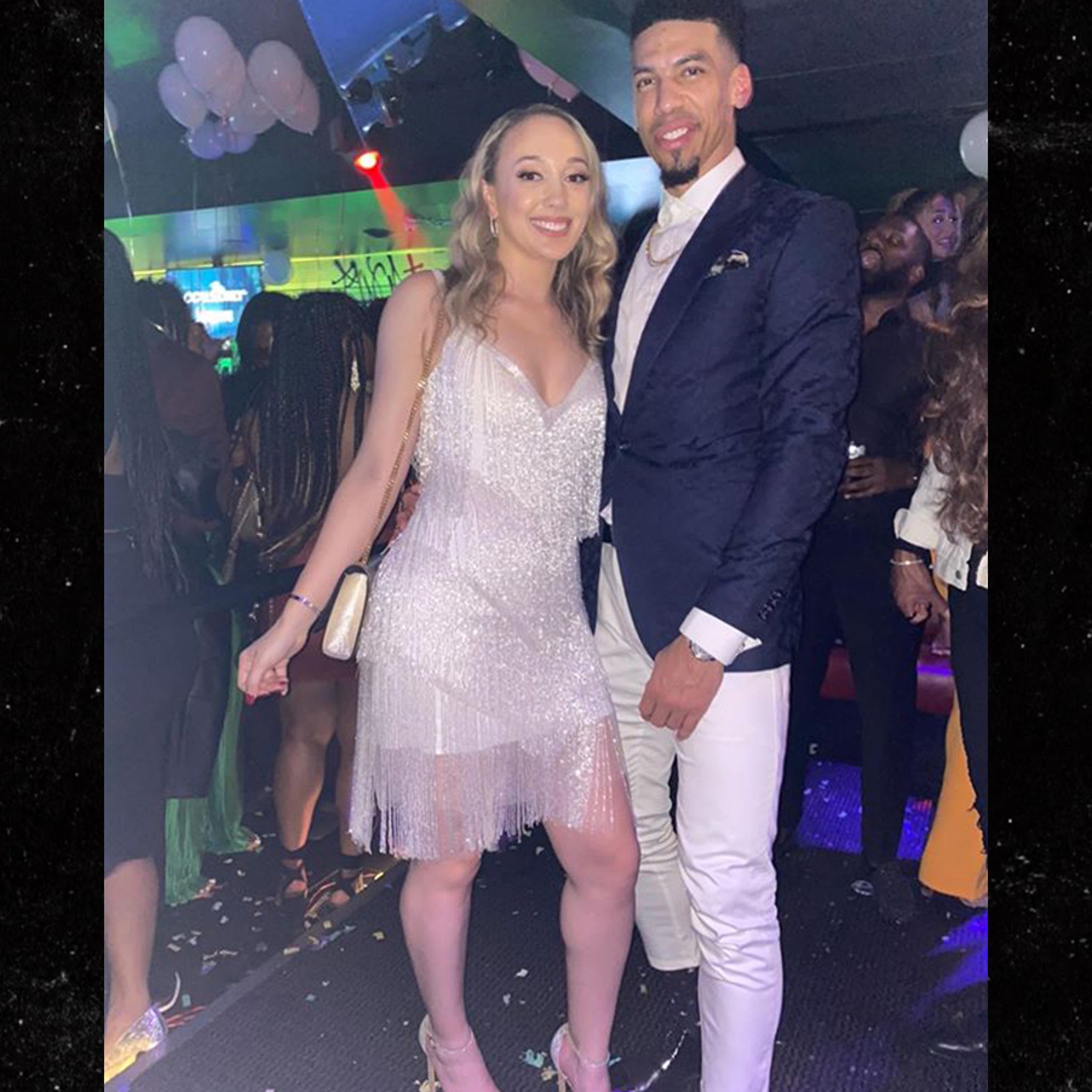 NBA's Danny Green Proposes To GF, Waited Until I Could Afford Perfect Ring!