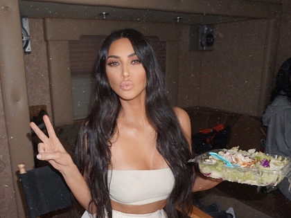 kim-kardashian-food-photos10