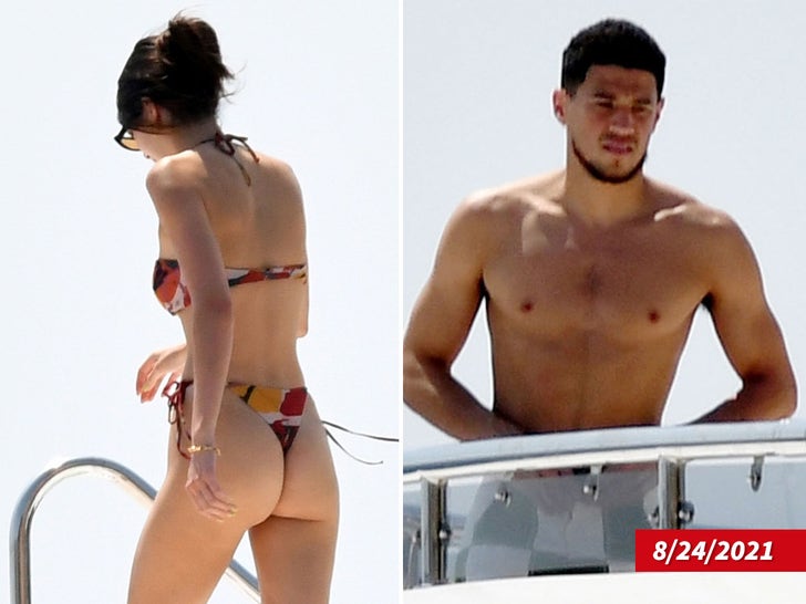 Kendall Jenner On Yacht With Devin Booker In Italy