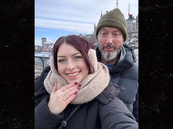 tom green amanda got engaged on instagram