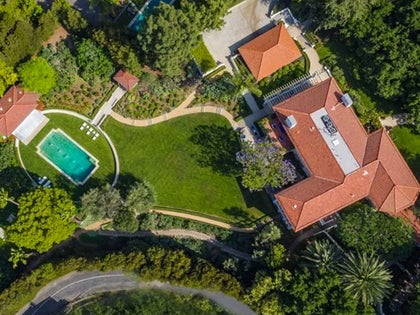 0413-angelina-jolie-house-primary