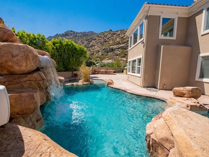 Todd Gurley house Los Angeles Photos 67