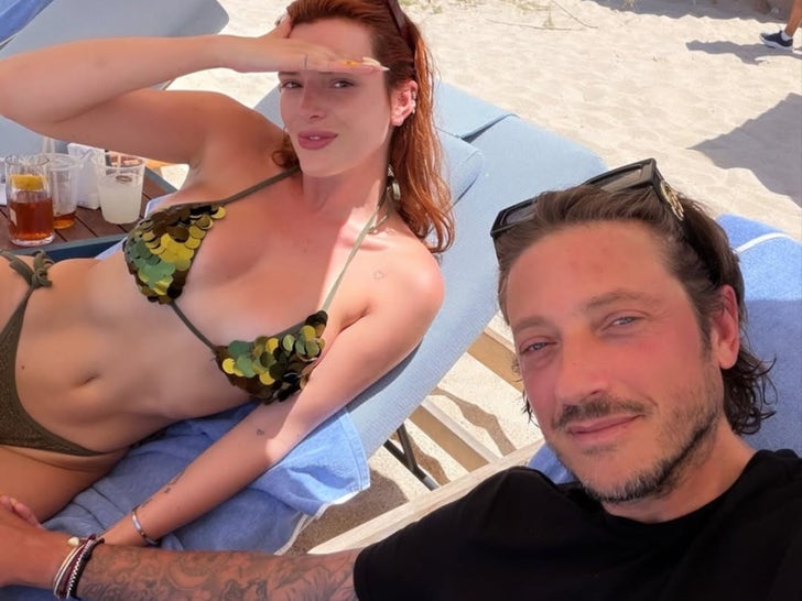 0630-Bella-Thorne-Yacht-Vacay-SUB