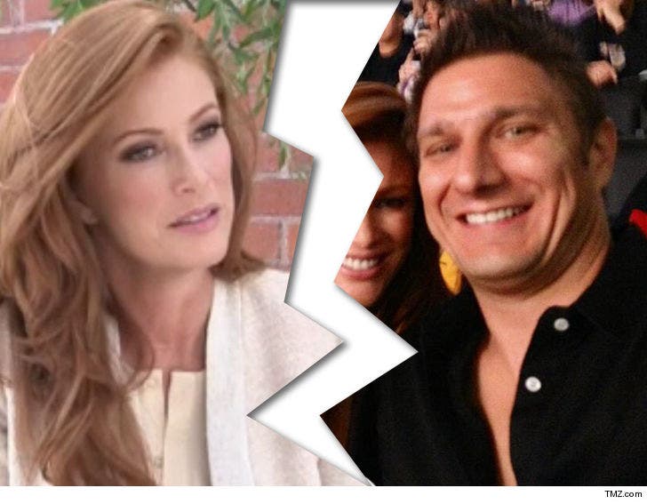 Si Swimsuit Model Angie Everhart Files For Divorce 