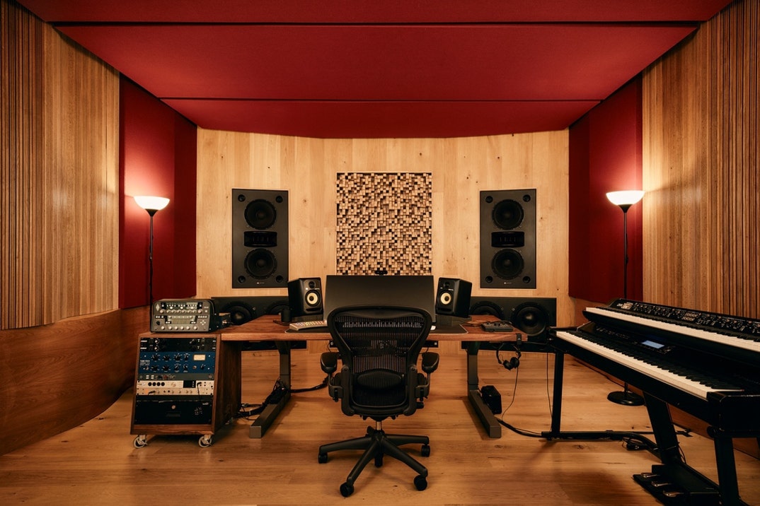 Zedd Lists LA Home 19