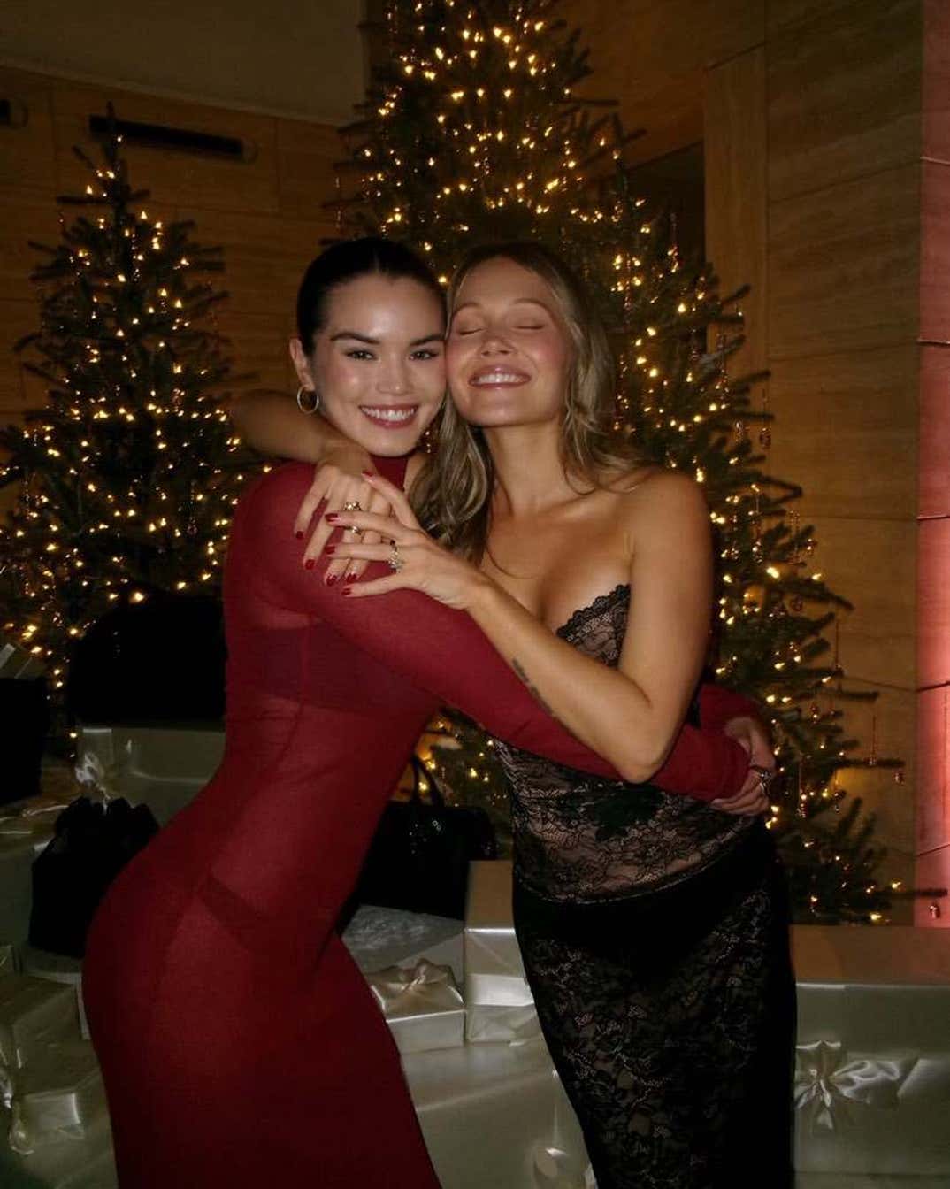 Paris Berelc and Kelli Berglund