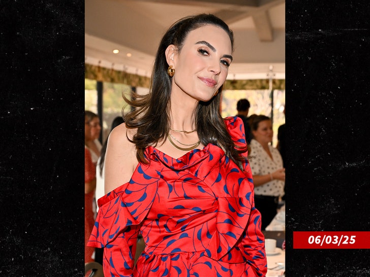 elizabeth-chambers-sub-getty-1