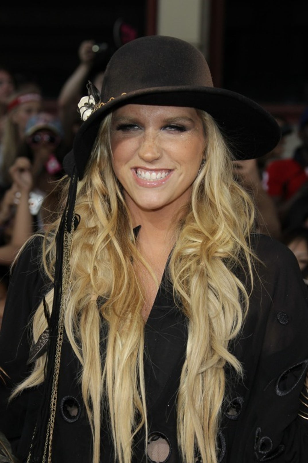 1017_kesha_through_the_years_03