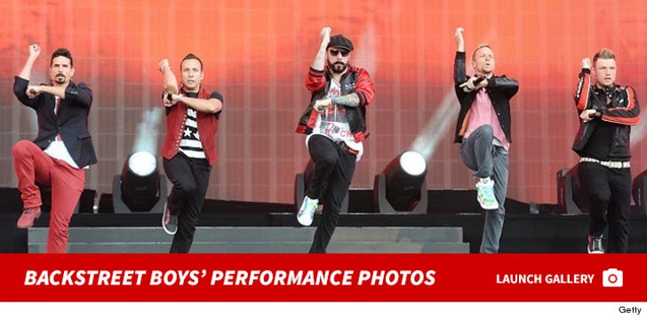 Backstreet Boys -- Performance Photos