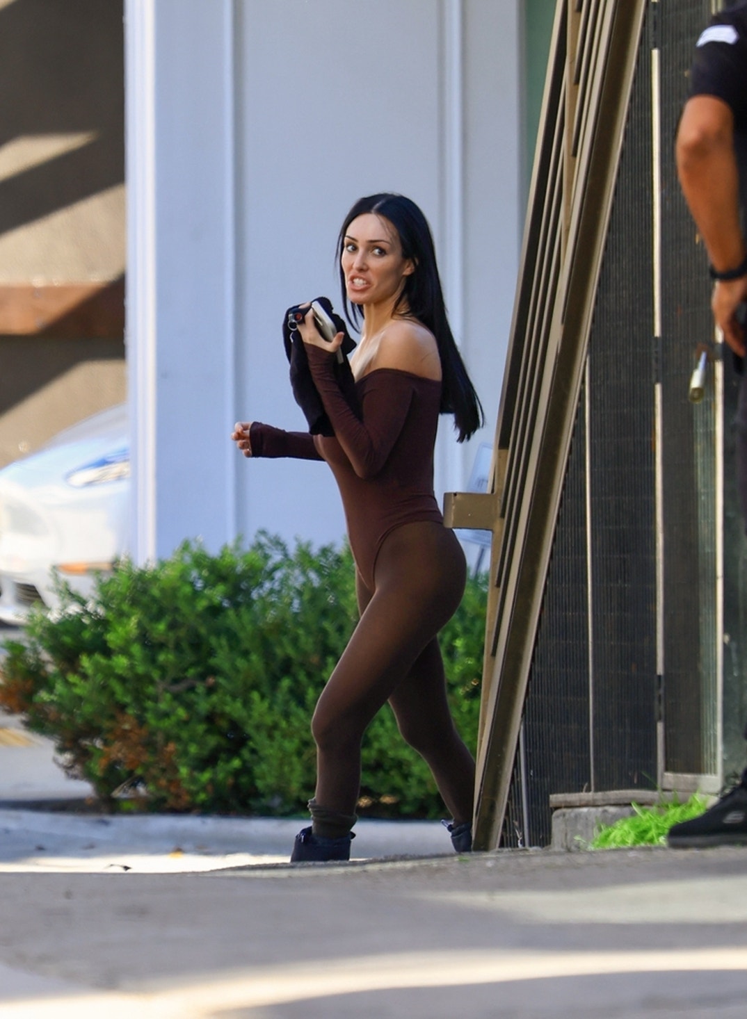 Bianca Censori Spandex Shorts Face 5