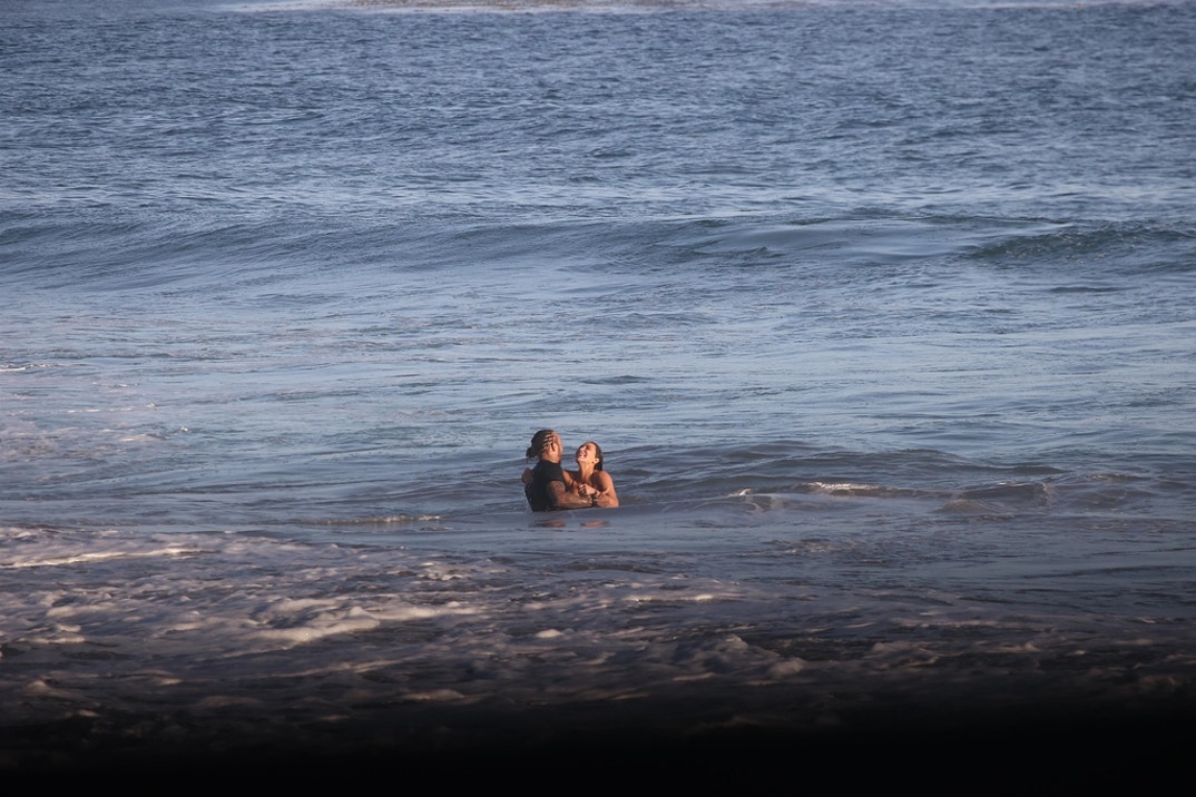 Lewis Hamilton Kim Kardashian Makeout 7