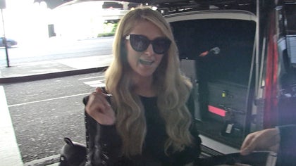 061918_paris_hilton_kal