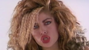 Tell It To My Heart Singer Taylor Dayne 'Memba Her?!