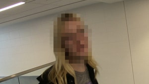 elle-fanning-guess-who-primary-11-05-2025