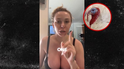 courtney-stodden-kal-11-26-2025