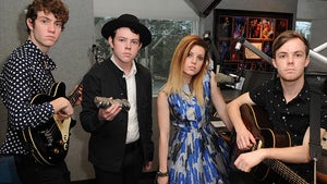 0520-Echosmith-Memba-Them-hero