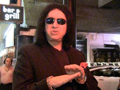 091215_gene_simmons_primary