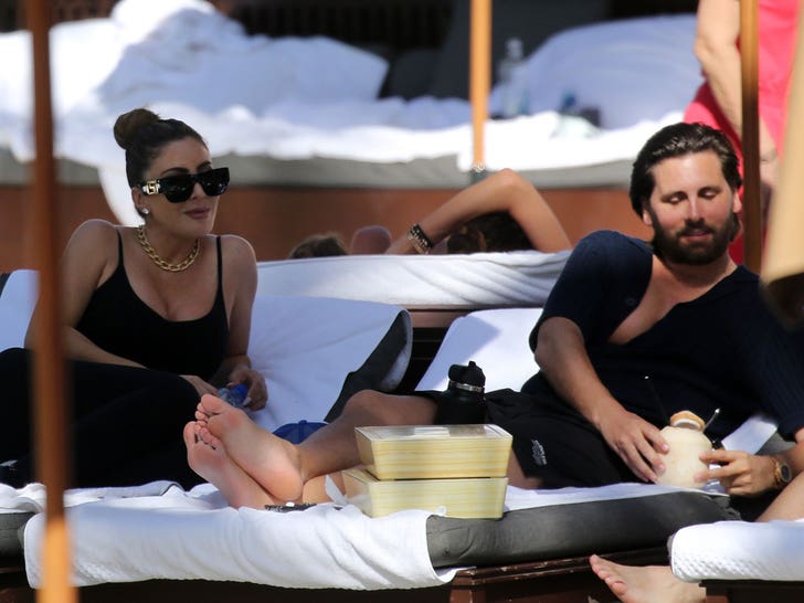 0420-arsa and scott disick in miami-mega-01