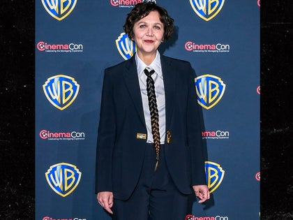 maggie gyllenhaal CinemaCon hair tie getty