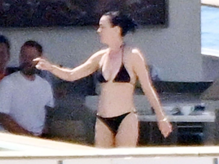 0707-Katy-Perry-Black-Bikini-Bezos-Yacht-SUB
