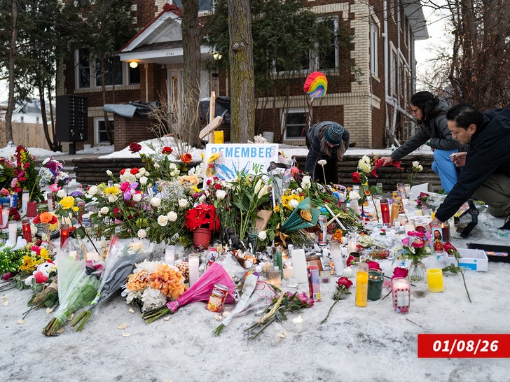 GoFundMe for Minneapolis resident Renee Nicole Good shot by ICE surpasses $550K in 24 hours