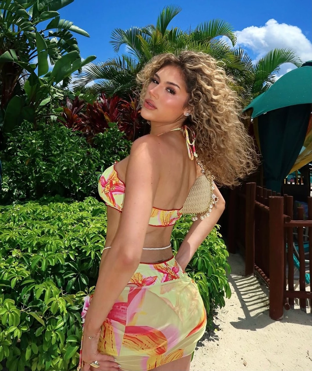 Marissa Springer Hot Shots 8