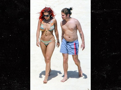 0606-rita-ora-backgrid-01