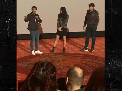 110921_kumail_nanjiani_primary_1