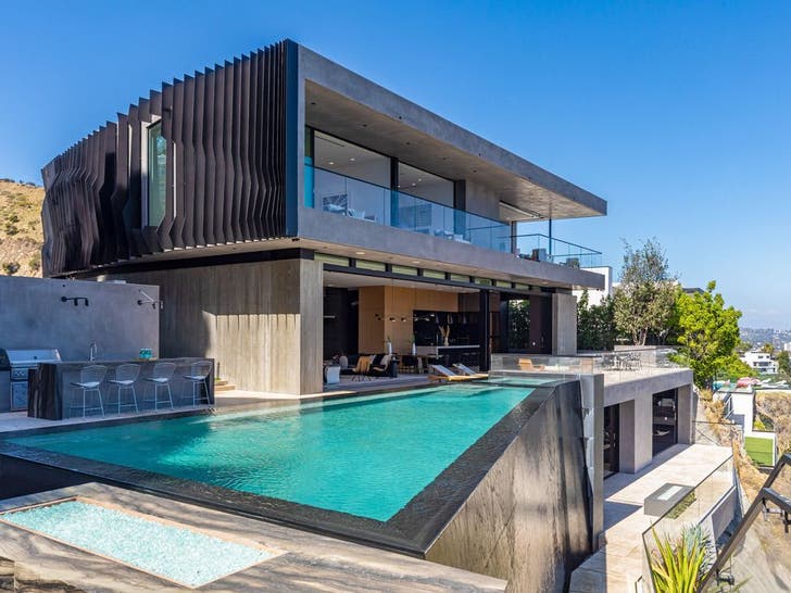 Powerball Winner Buys Massive Hollywood Hills Home