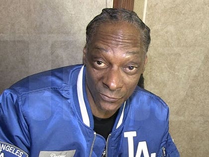 112025_snoop_dogg_kal