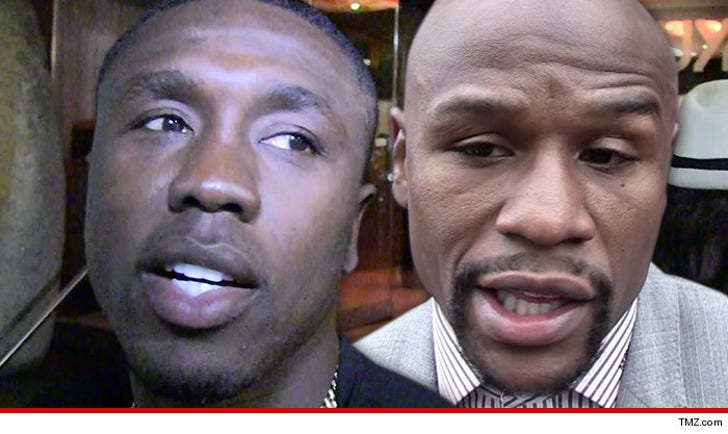 Andre Berto -- If Mayweather Wants to Fight Let's Fight :: 0619-andre-berto-mayweather-tmz-7