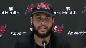 Bucs Star Mike Evans Gushes Over Tom Brady, 1 Of My Favorite Teammates Already!