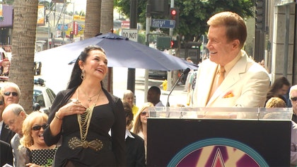wink-martindale-crystal-gayle-kal-04-15-2025