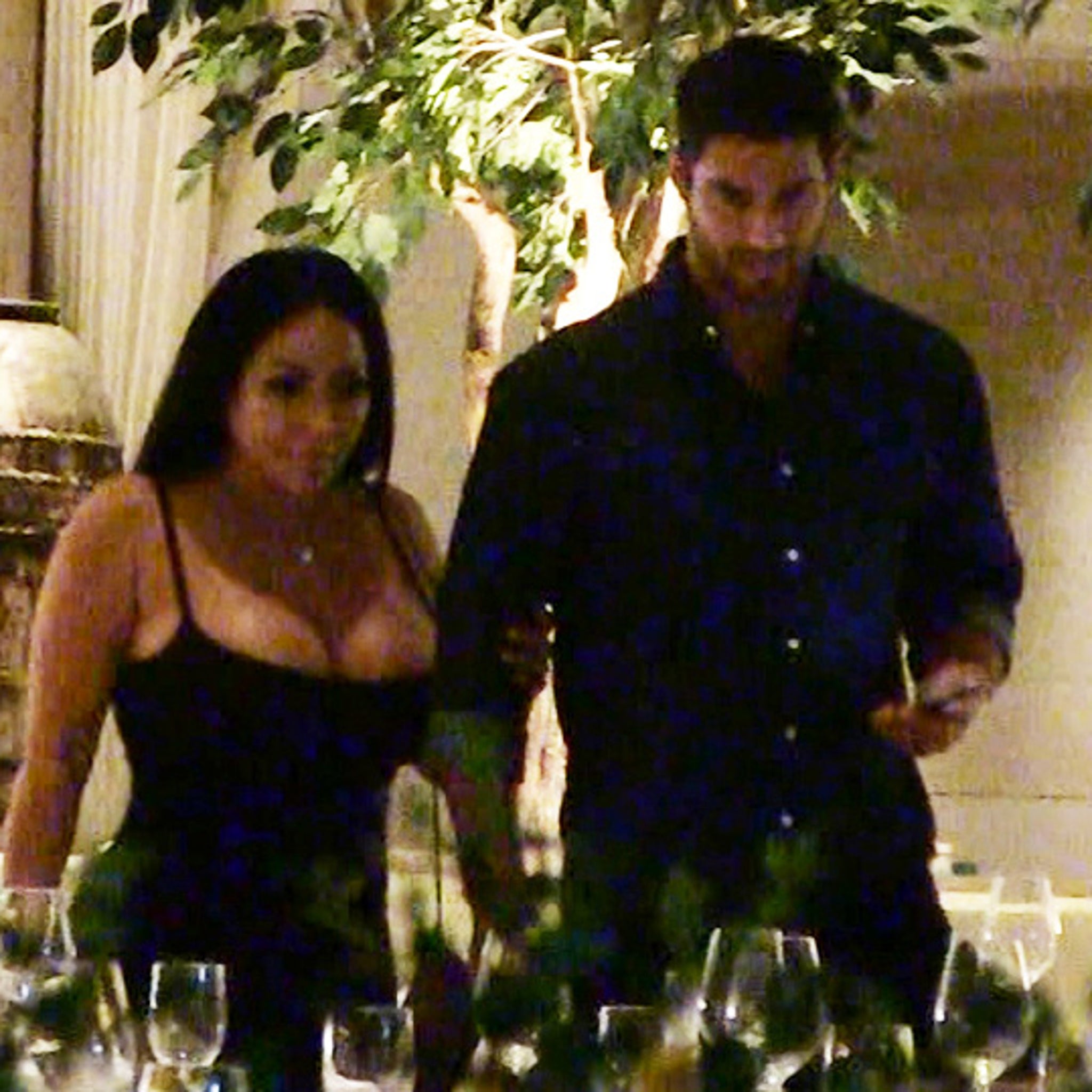 Poenstar - Jimmy Garoppolo Takes Huge Porn Star Kiara Mia On Bev Hills Date