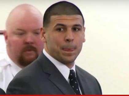0415-aaron-hernandez-court-04