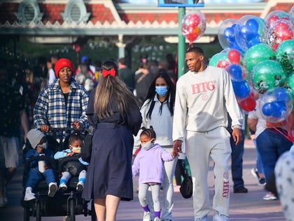 Russell Westbrook Disneyland Family rides photos 01