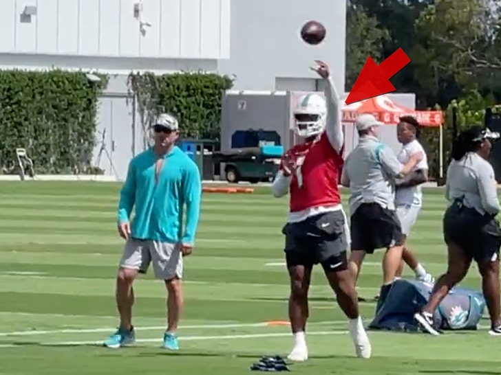 Dolphins' Tua Tagovailoa Returns to Practice After Concussions