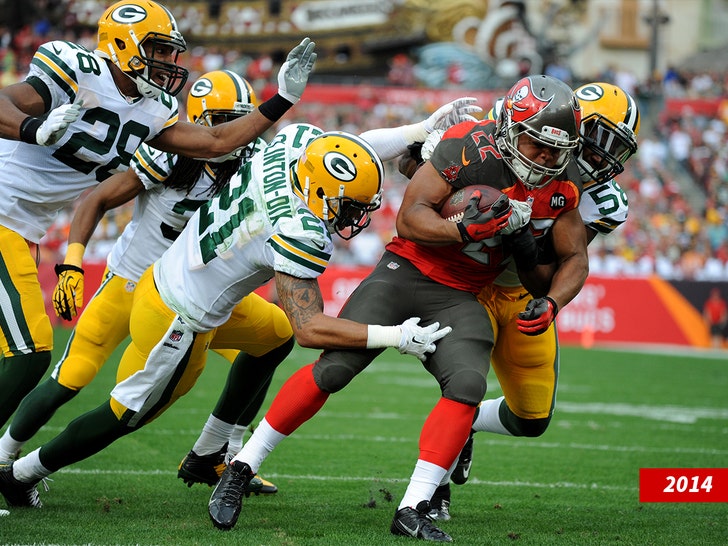 doug martin getty 3