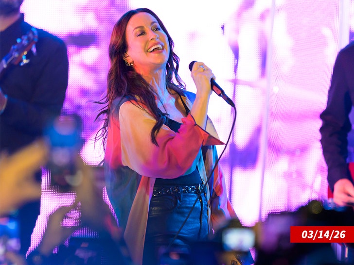 alanis morissette getty 2