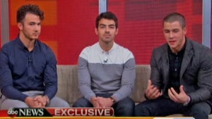 Jonas Brothers -- Blame Breakup On Vague 'Complications'
