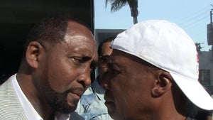 092121-sugar-ray-leonard-thomas-hearns_match-primary