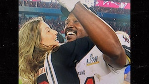 Antonio Brown Trolls Tom Brady, Posts Pic Hugging Gisele Amid Marriage Troubles