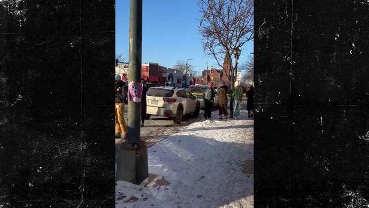 012426_Minneapolis_Shooting_Aftermath_2221136